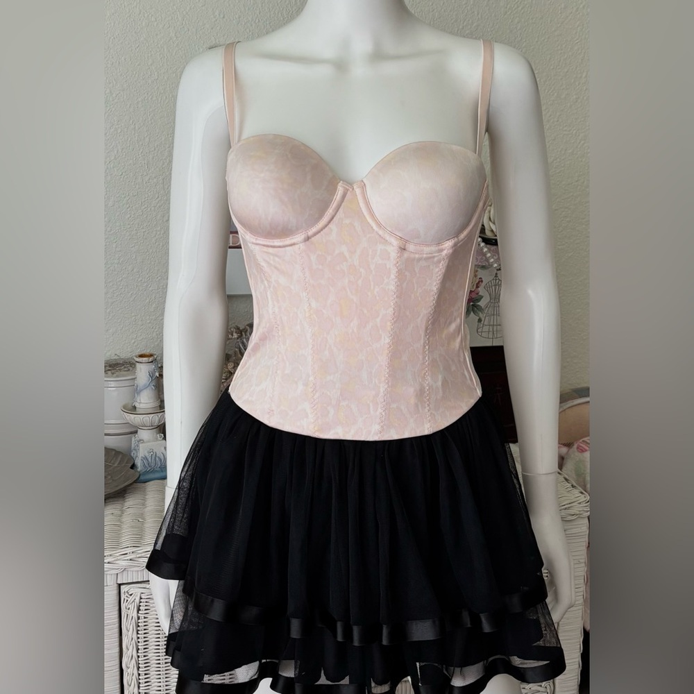 Victoria’s Secret Push-Up Bustier Back Off Baby Low Back in Pink Size 34B NWOT
